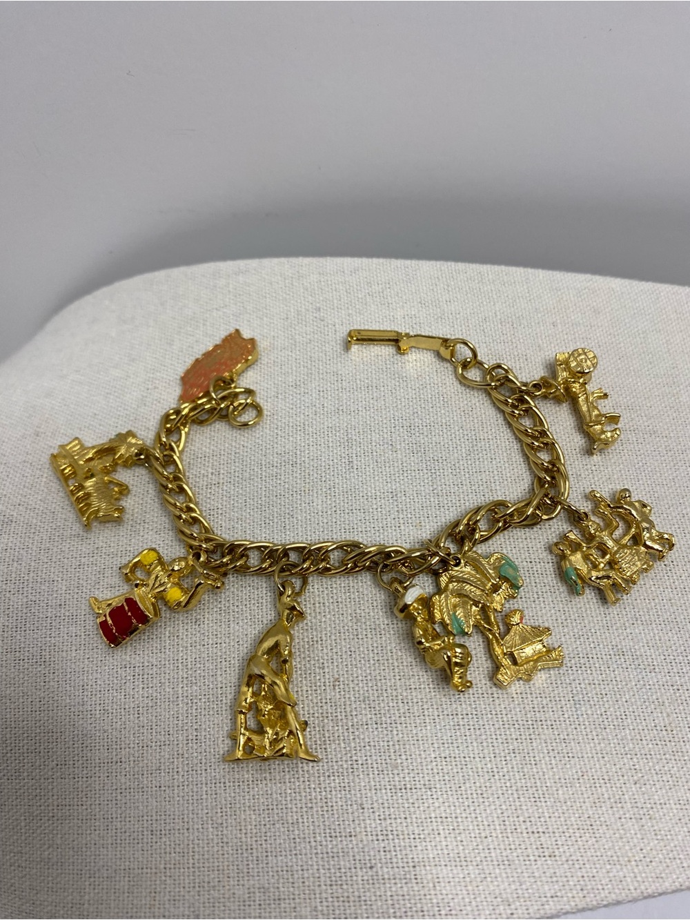 Vintage Puerto Rico Charm Travel Bracelet Gold Tone Enamel Souvenir